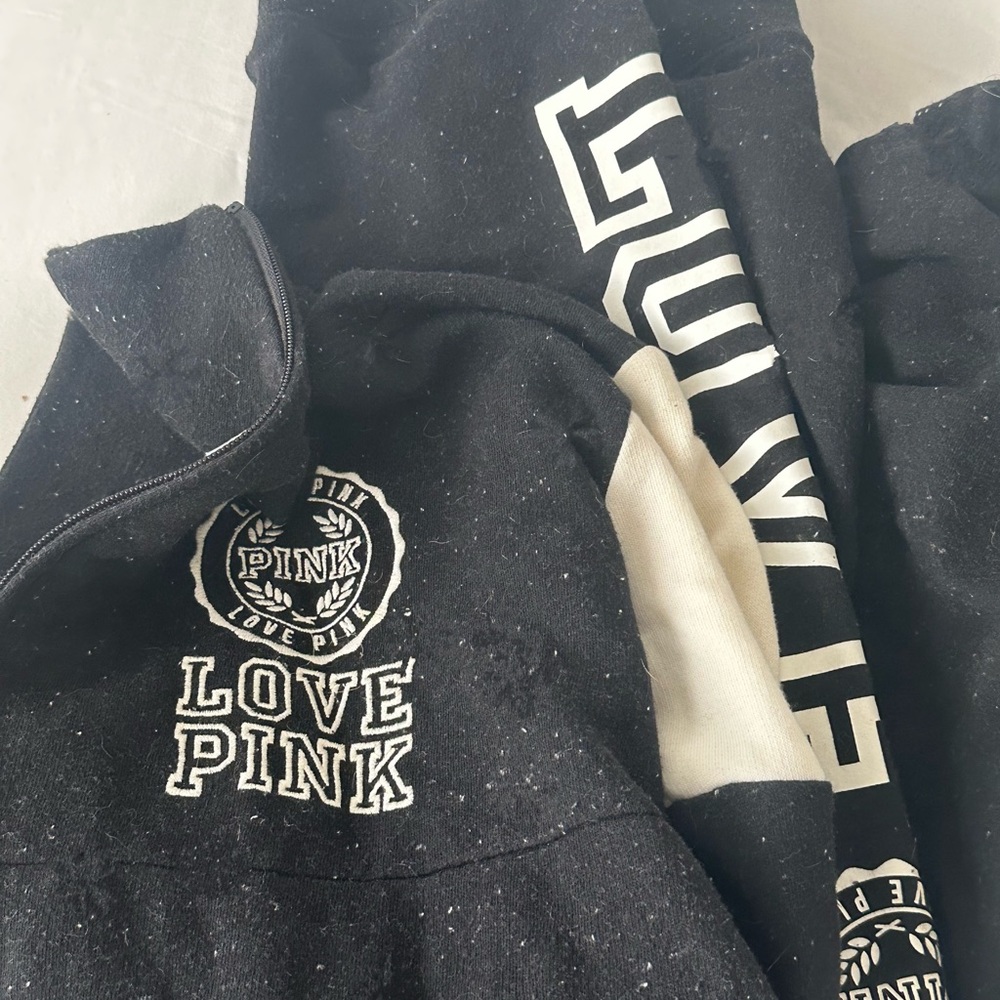 Victoria’s Secret pink